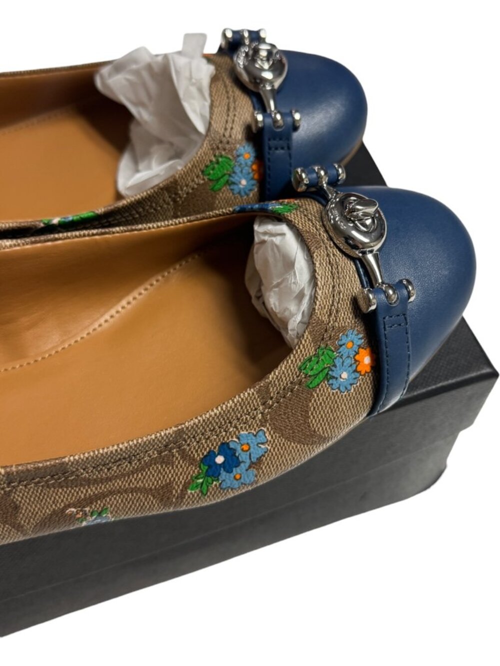 ๐ ๐ฅ Coach Signature C Monogram Floral Ballet Flats Blue Cap Toe Size 8.5 ๐ - Picture 2 of 6